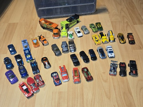 Hot wheels pkw - 42,